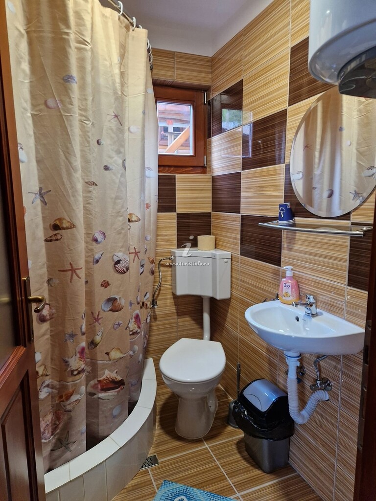 Camere de închiriat Căsuțele Andrei