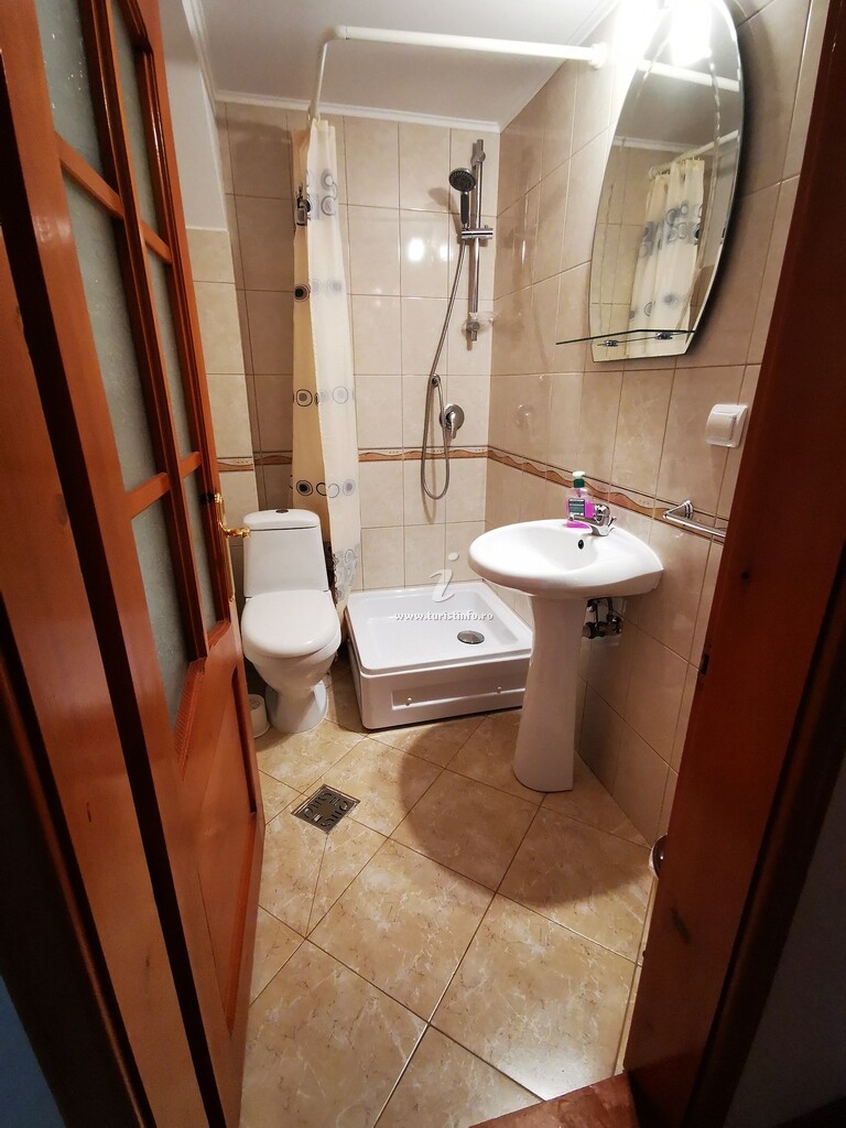 Casa Codrilor