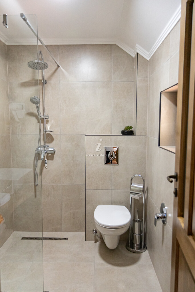 Cekan Family Guest House