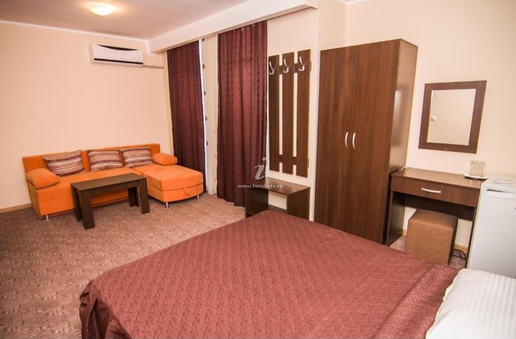 Camere de închiriat Vila Km 0