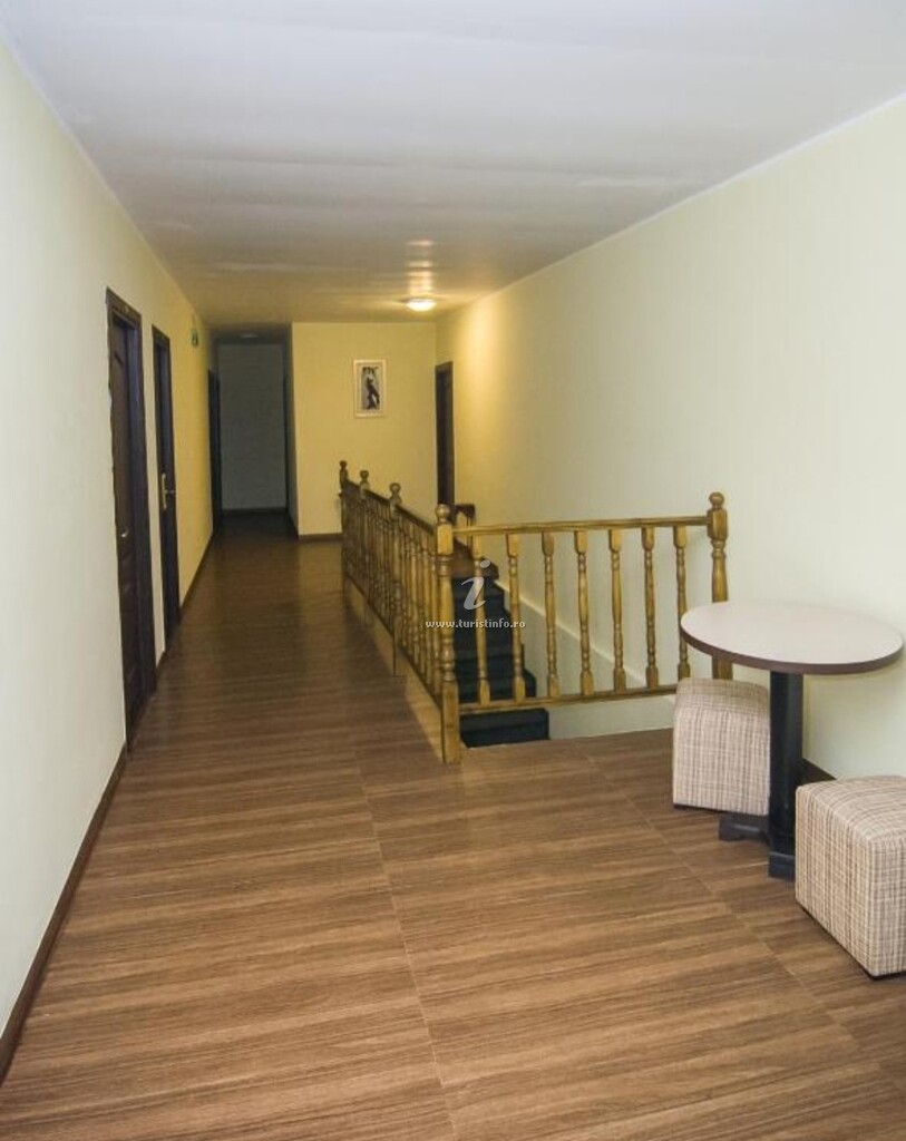 Camere de închiriat Vila Km 0