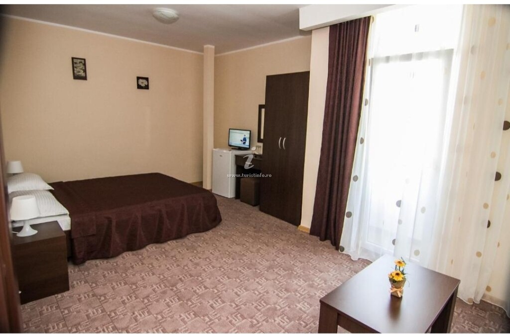 Camere de închiriat Vila Km 0