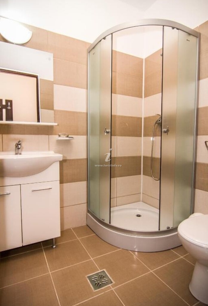 Camere de închiriat Vila Km 0