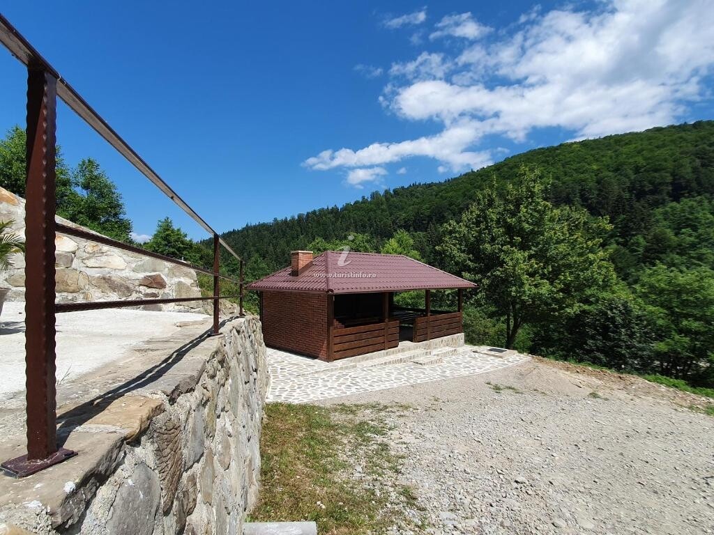 Cabana Zăvoarele