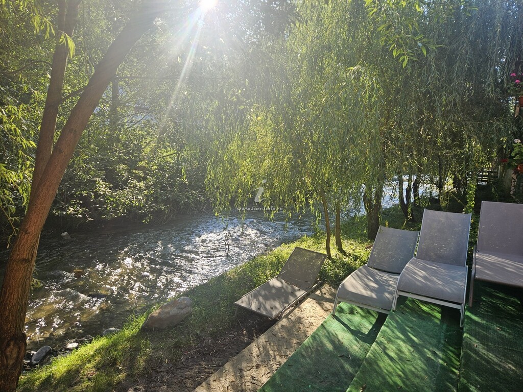 Cabana Aurora-Valea Lotrului