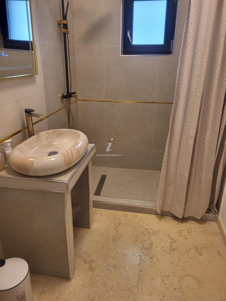 Vila Lavinia