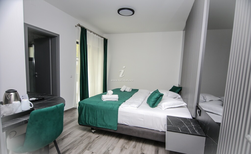 Pensiunea Giulia House