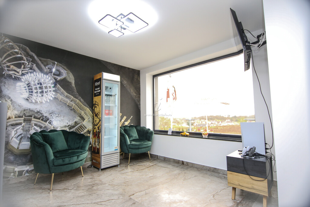 Pensiunea Giulia House