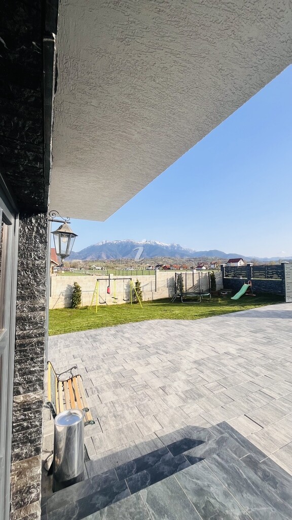 Vila D&M Family Residence