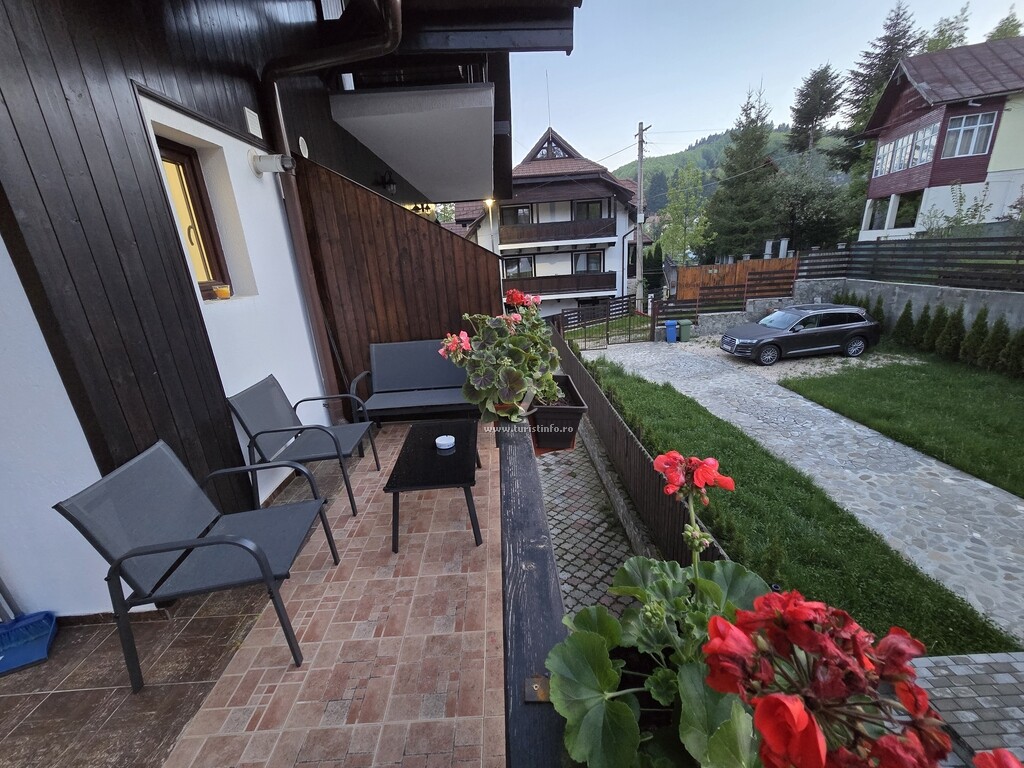 Garsoniera La Mănăstire