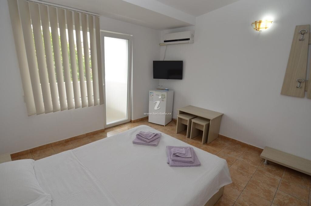 Vila Casa Dinu