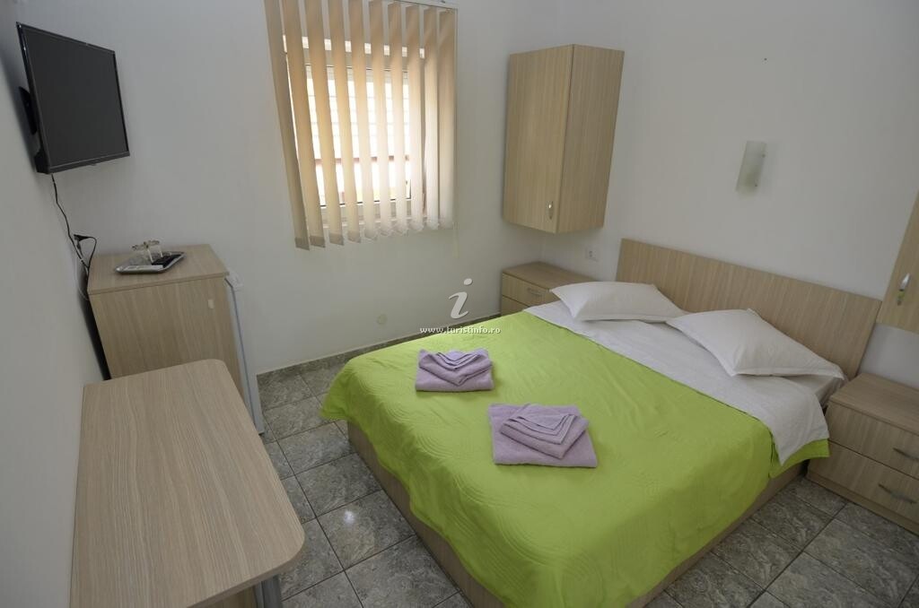 Vila Casa Dinu