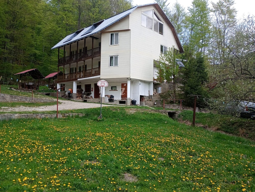 Pensiunea 14 Scaune - Cașoca