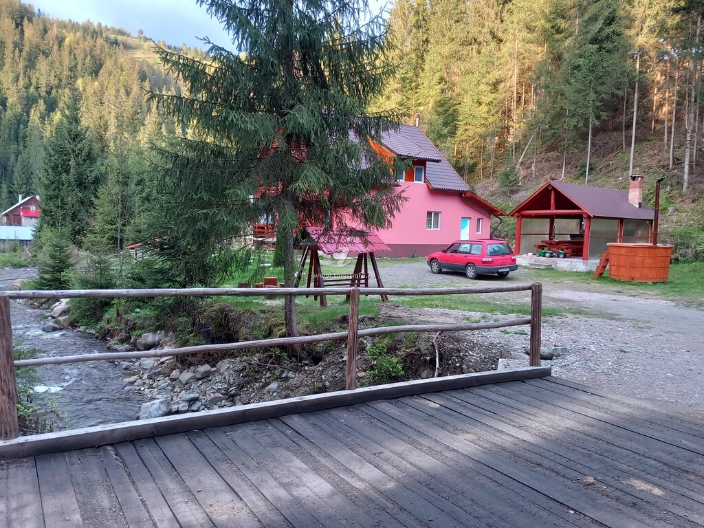 Cabana Armina și Andrei