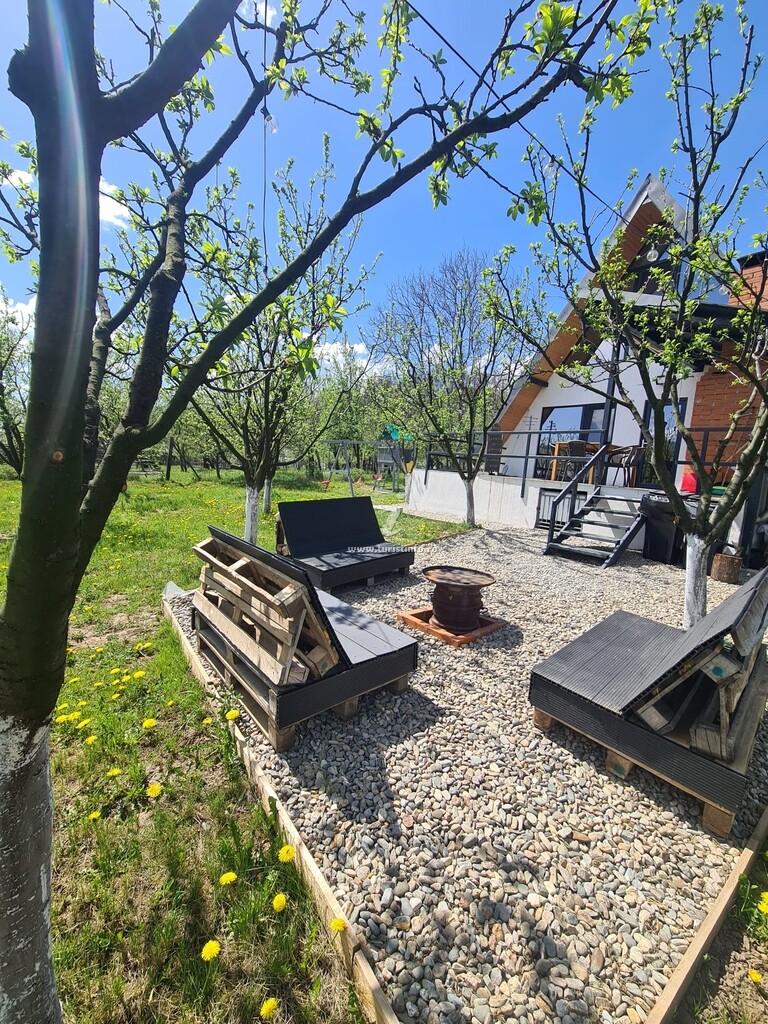 A-frame The House