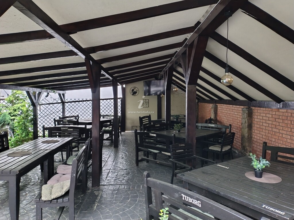 Camere de închiriat Forest Grill