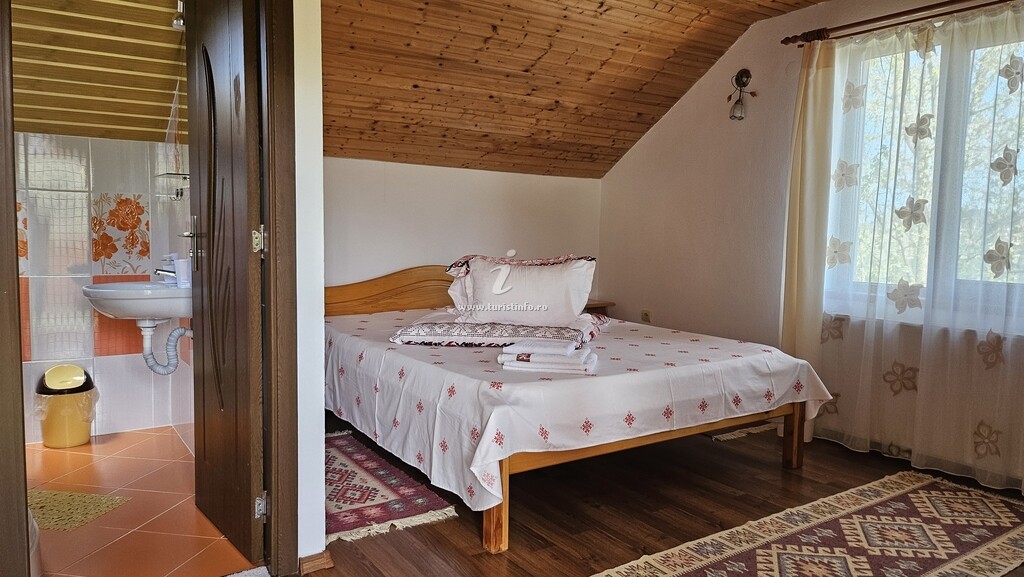 Casa Piatra Craiului