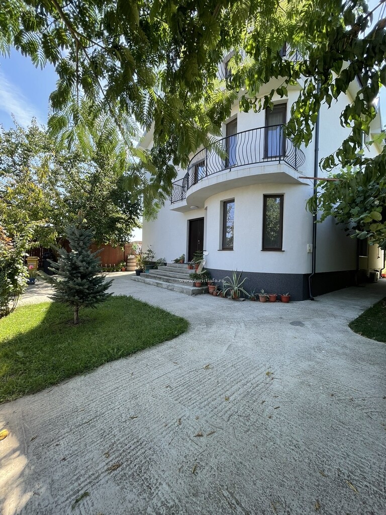 Vila din Salcâmi