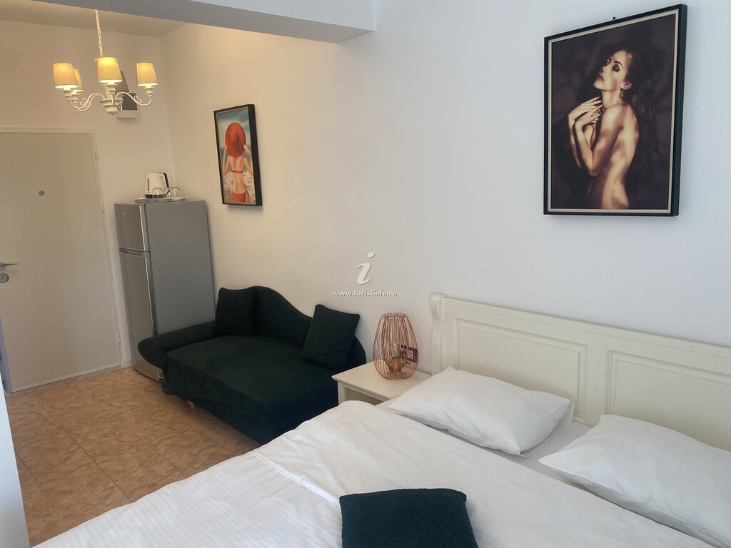 Apartamente Ten și Cosmo