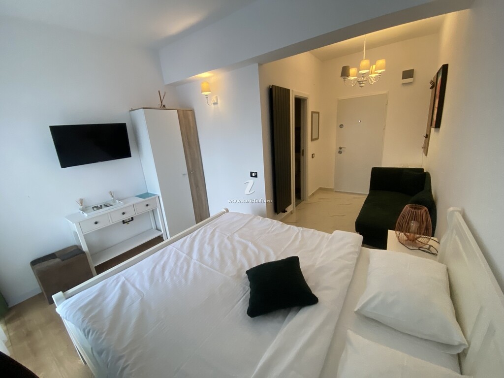 Apartamente Ten și Cosmo