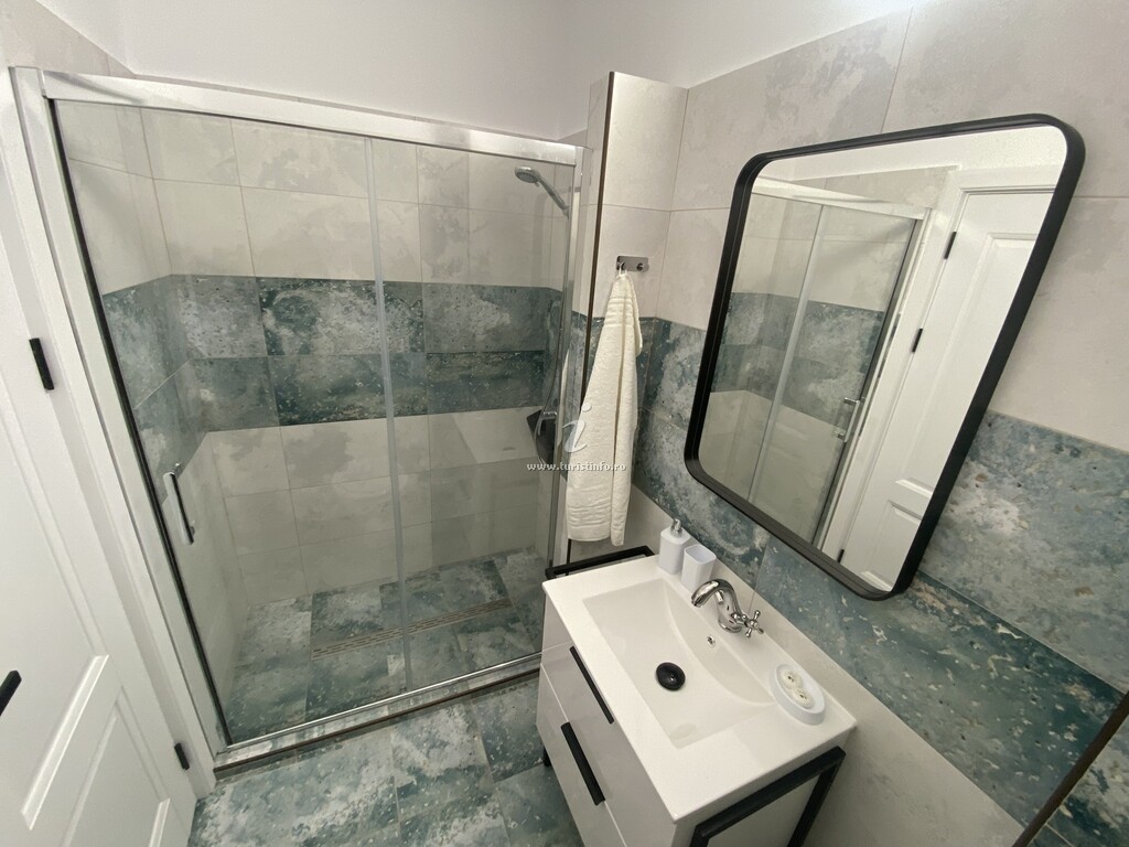 Apartamente Ten și Cosmo
