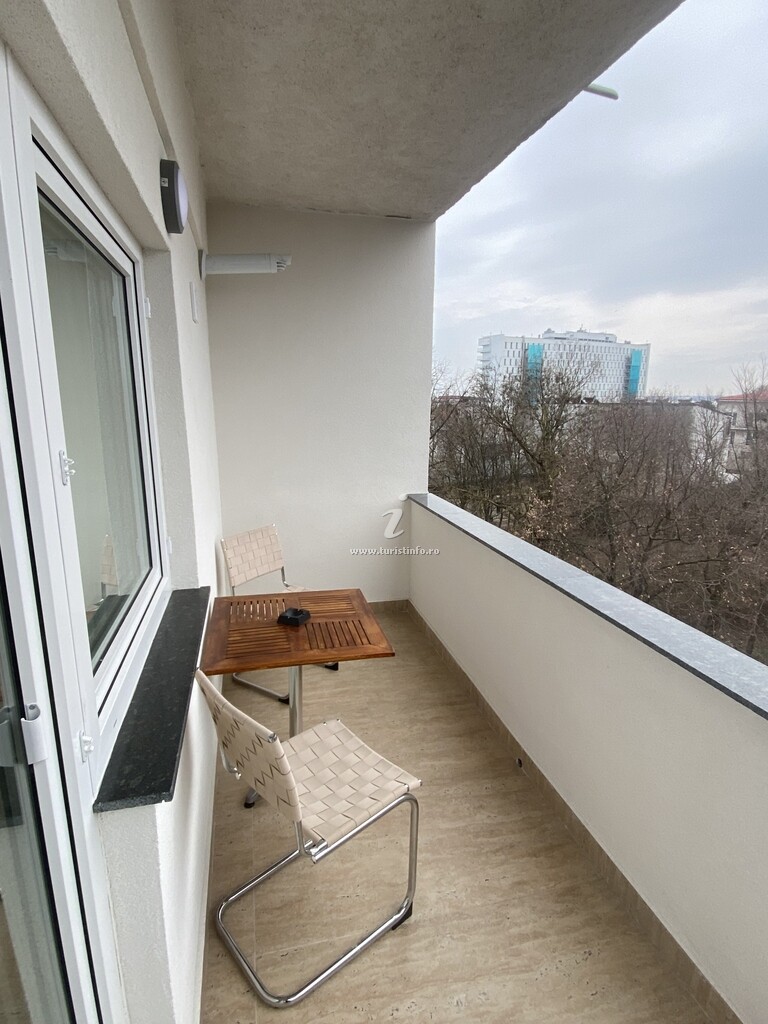 Apartamente Ten și Cosmo