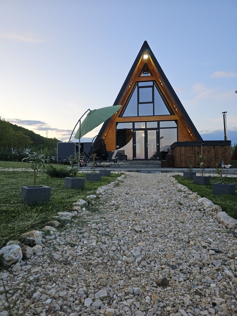 A-frame Moft Chalet