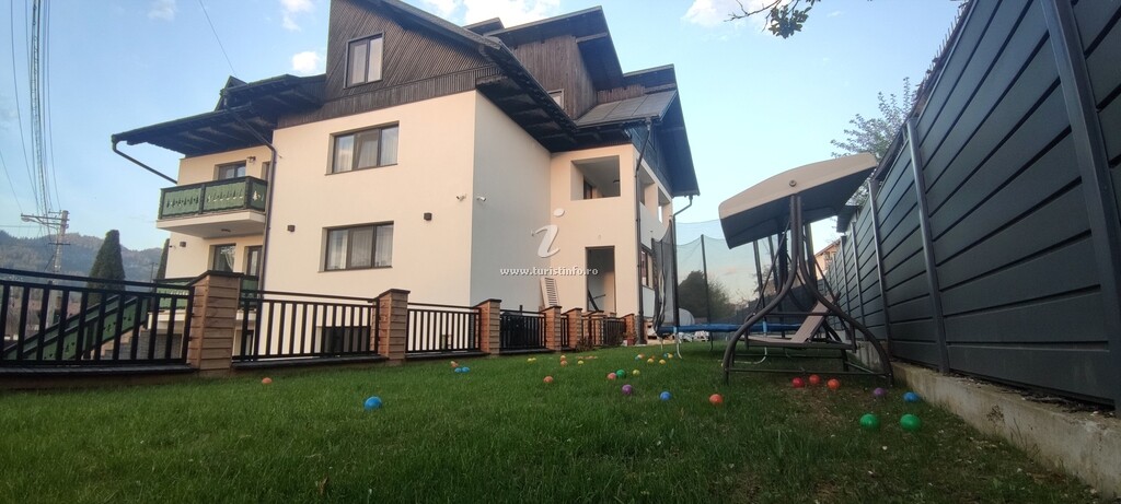 Hotel-Apartament Rădăcini