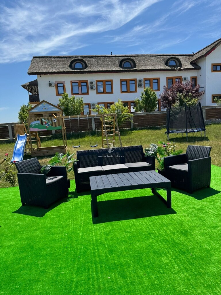 Pensiunea Agroturistică Taisia