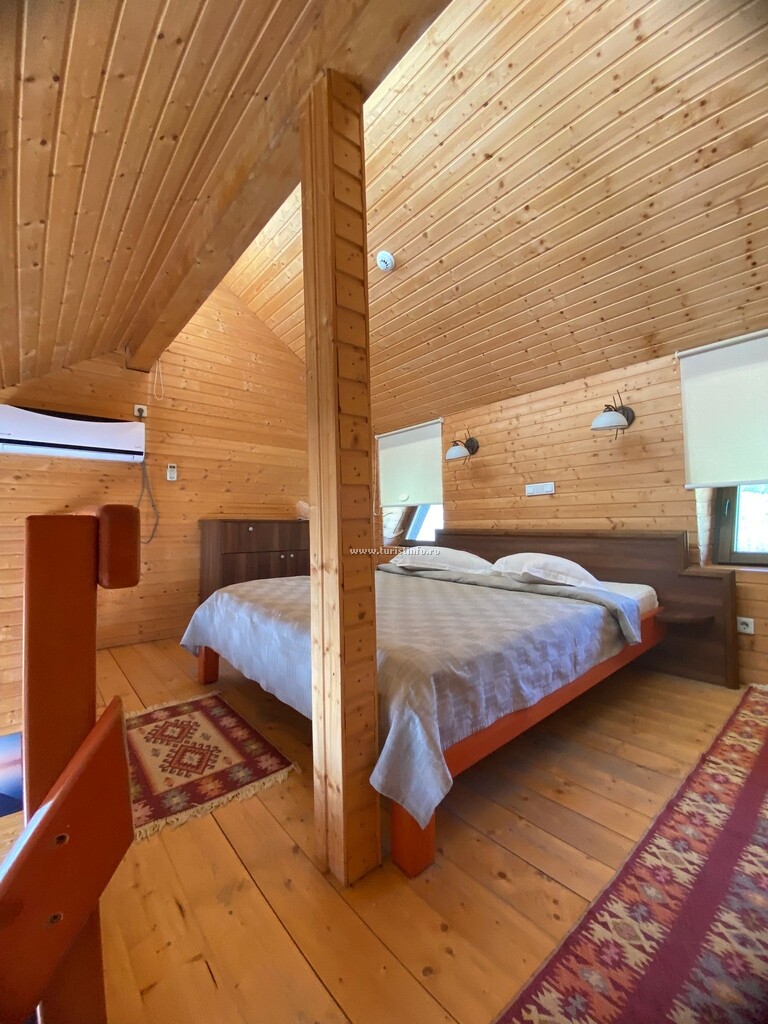 Bungalow-uri Egreta