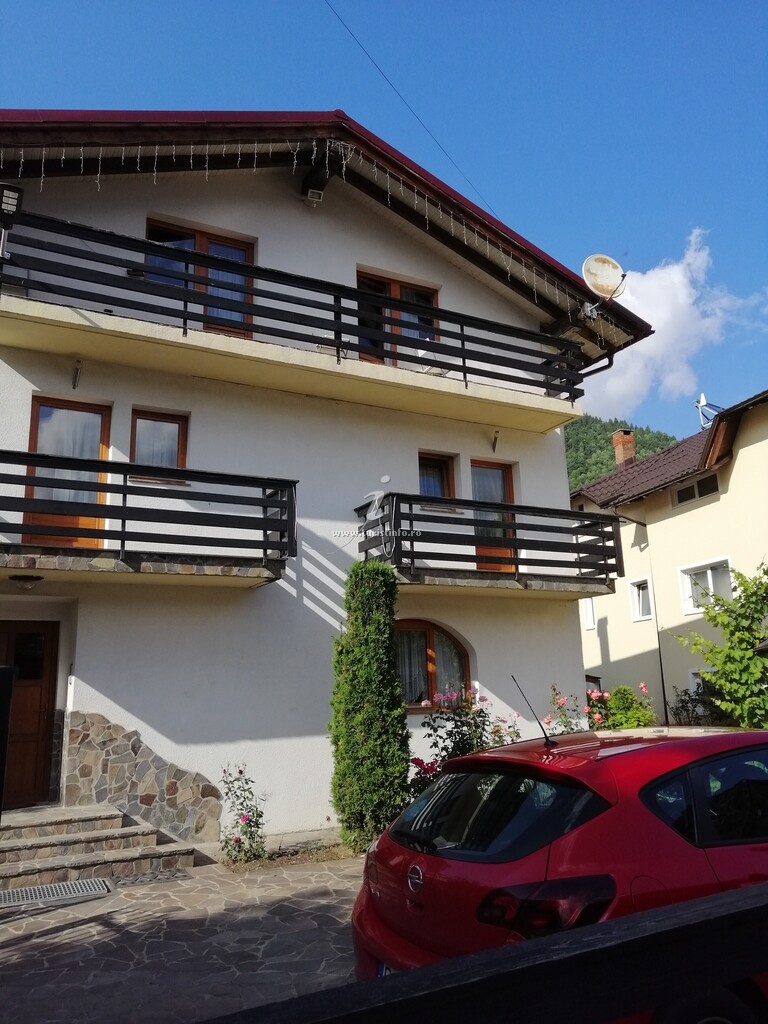 Camere de închiriat Casa Denis