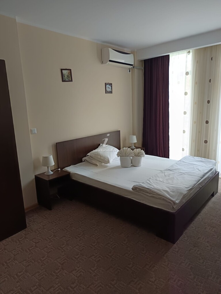 Camere de închiriat Vila Km 0