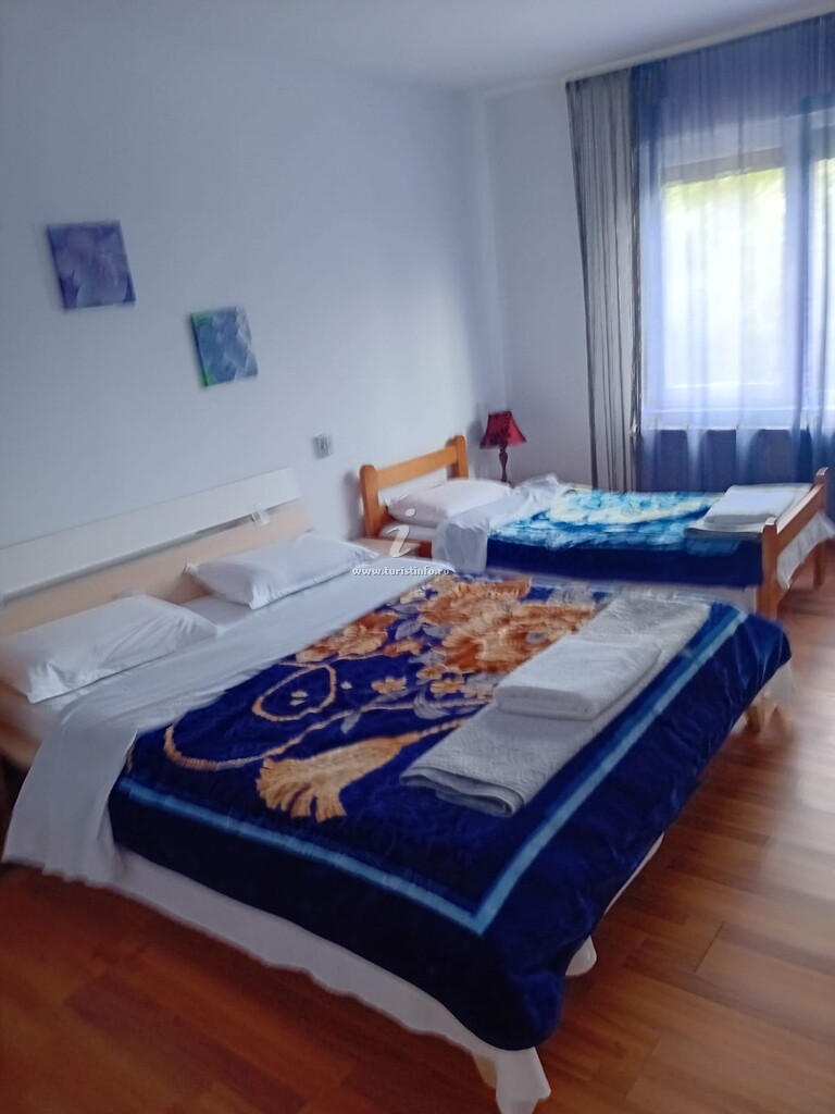 Pensiunea Cetină de Brad