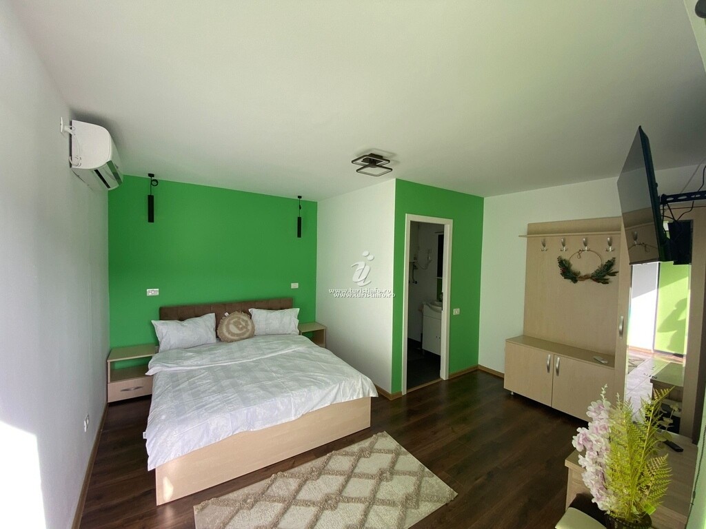 Bungalow-uri Twin Lake House