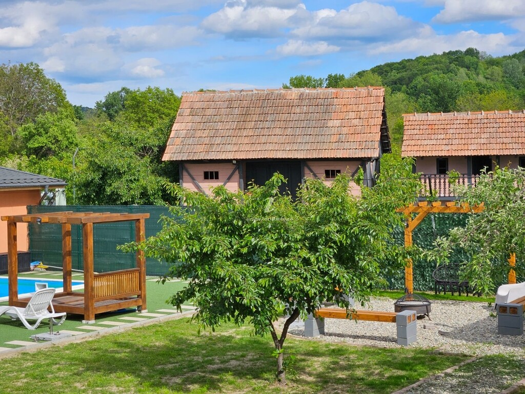 Conacul Tigveni