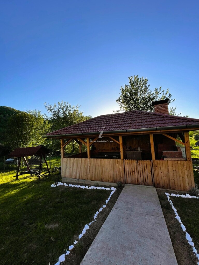 Casa de vacanță Luca's Retreat