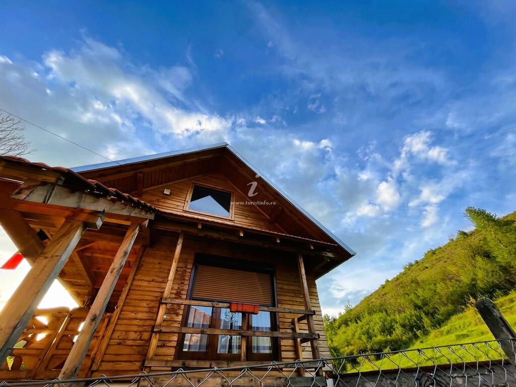 Casa de vacanță Luca's Retreat