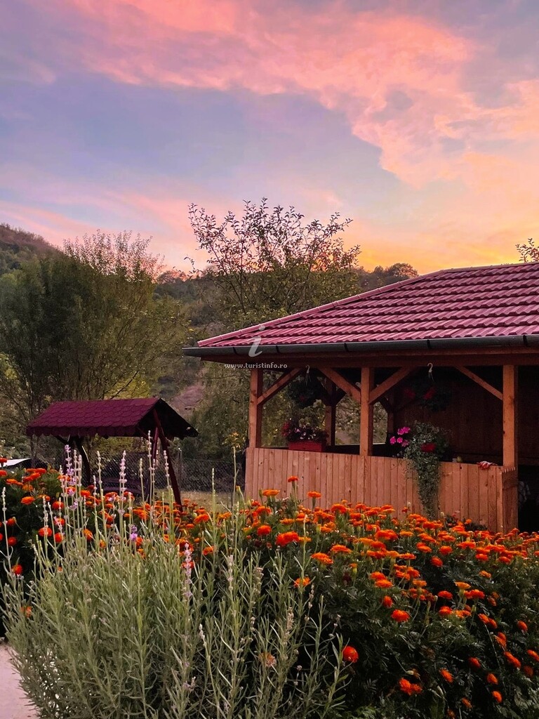Casa de vacanță Luca's Retreat