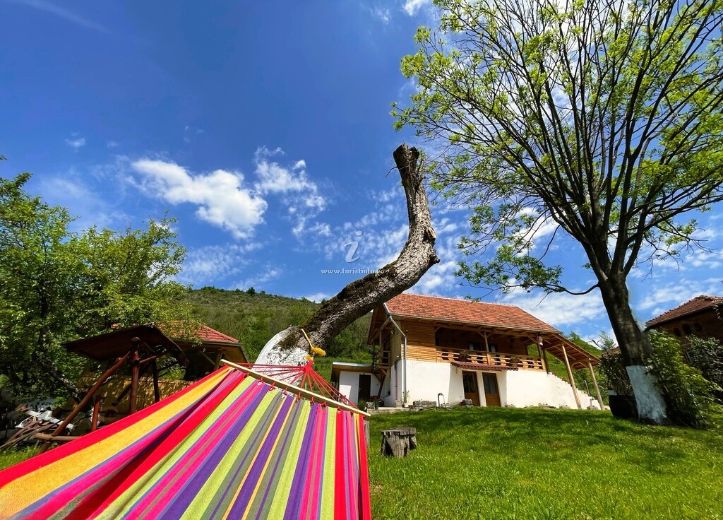 Casa de vacanță Luca's Retreat