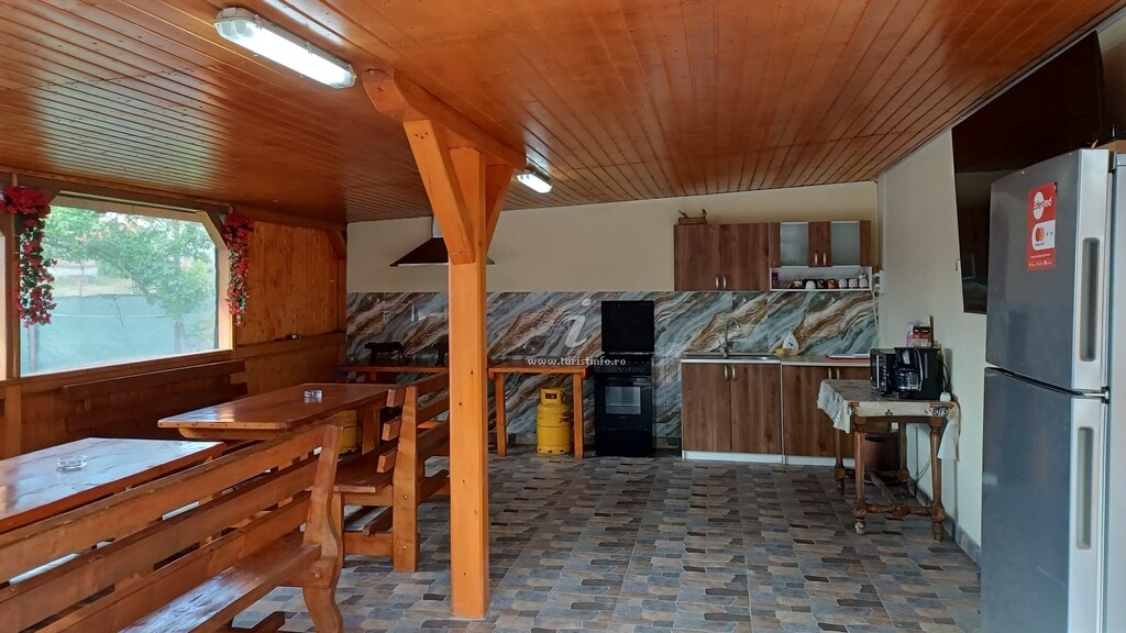 Camere de închiriat Casa Anda
