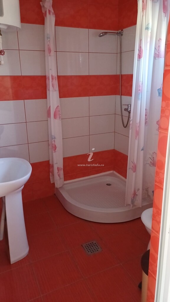 Camere de închiriat Casa Anda