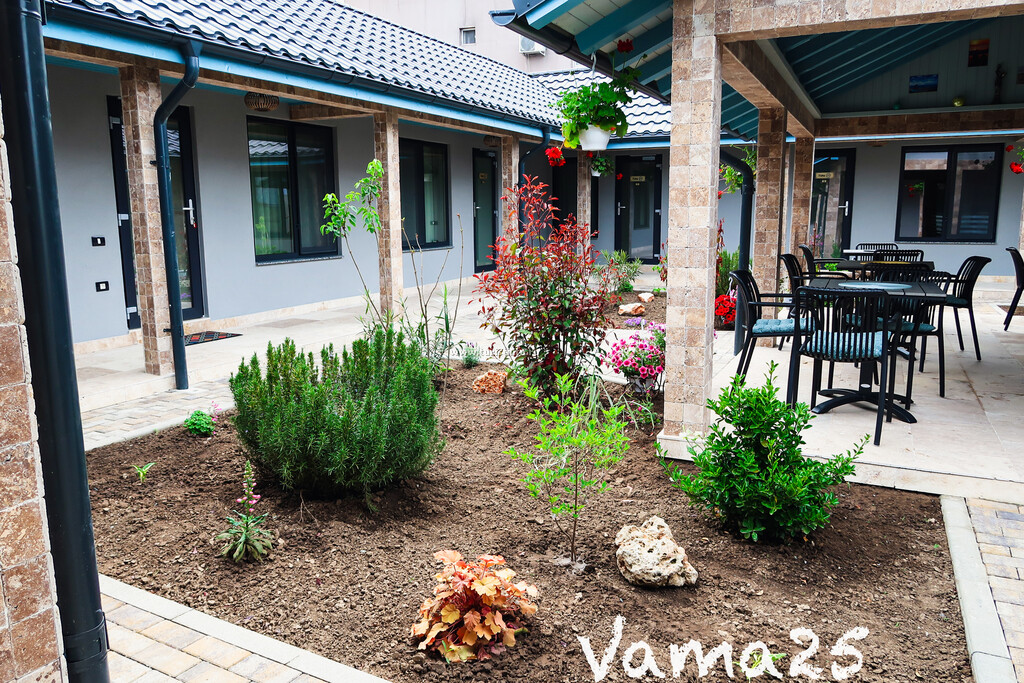 Camere de închiriat Vama 25