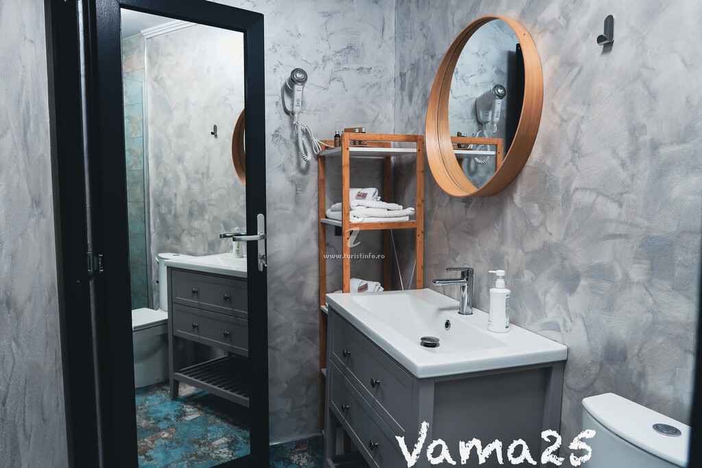 Camere de închiriat Vama 25