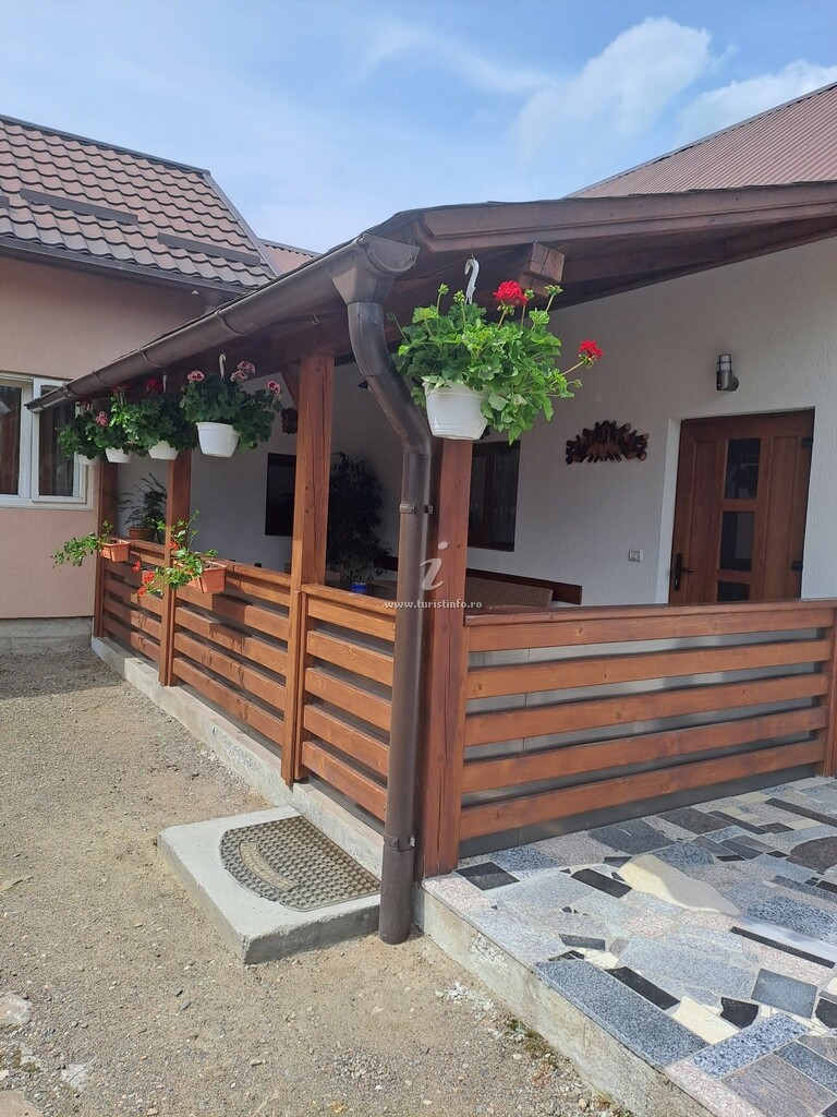 Căsuța de la Curte