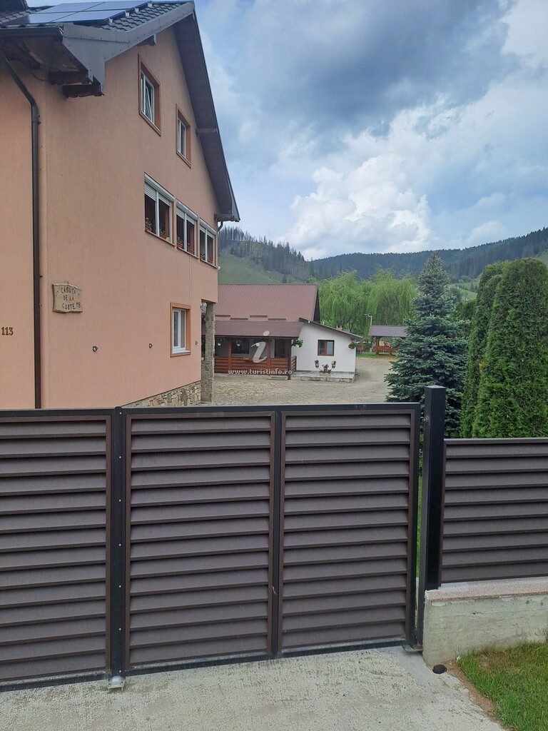 Căsuța de la Curte