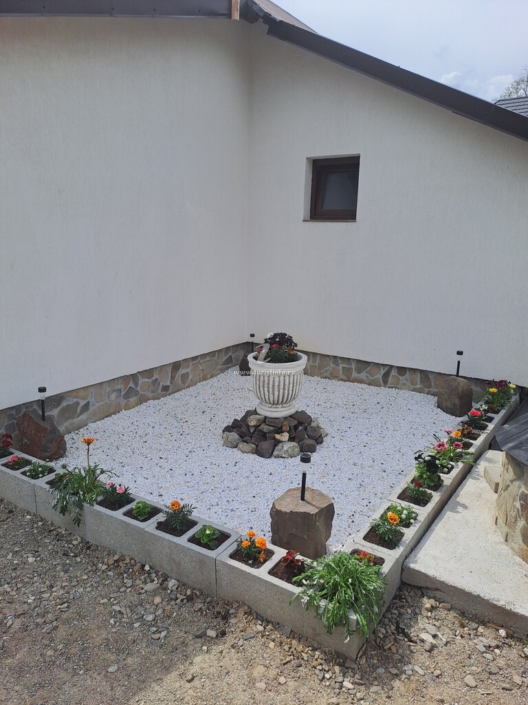 Căsuța de la Curte