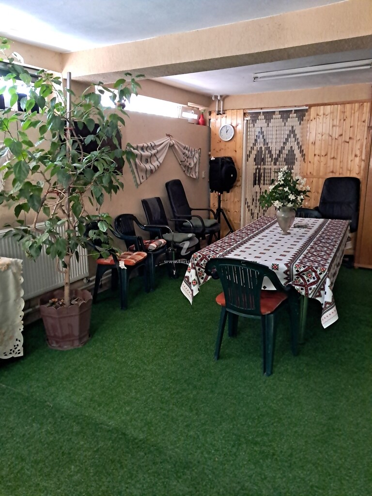 Căsuța Galbenă