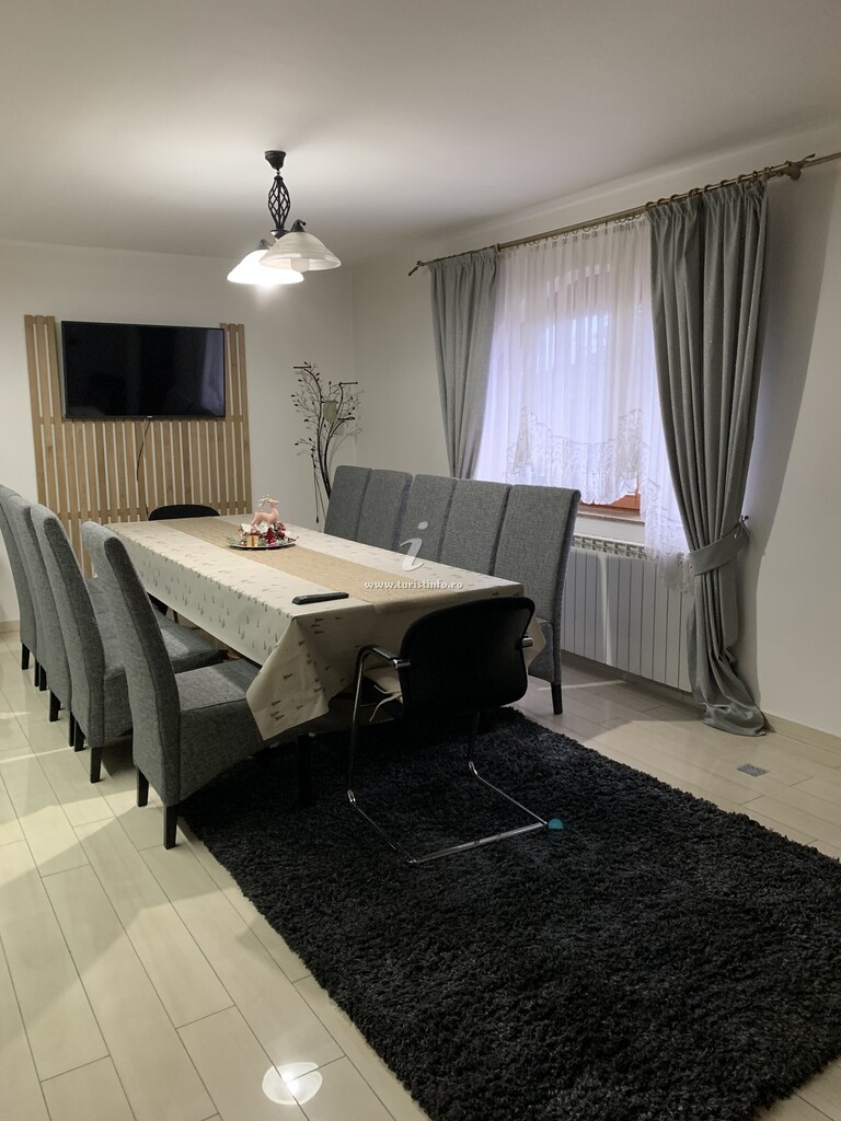 Camere de închiriat Casa Denis