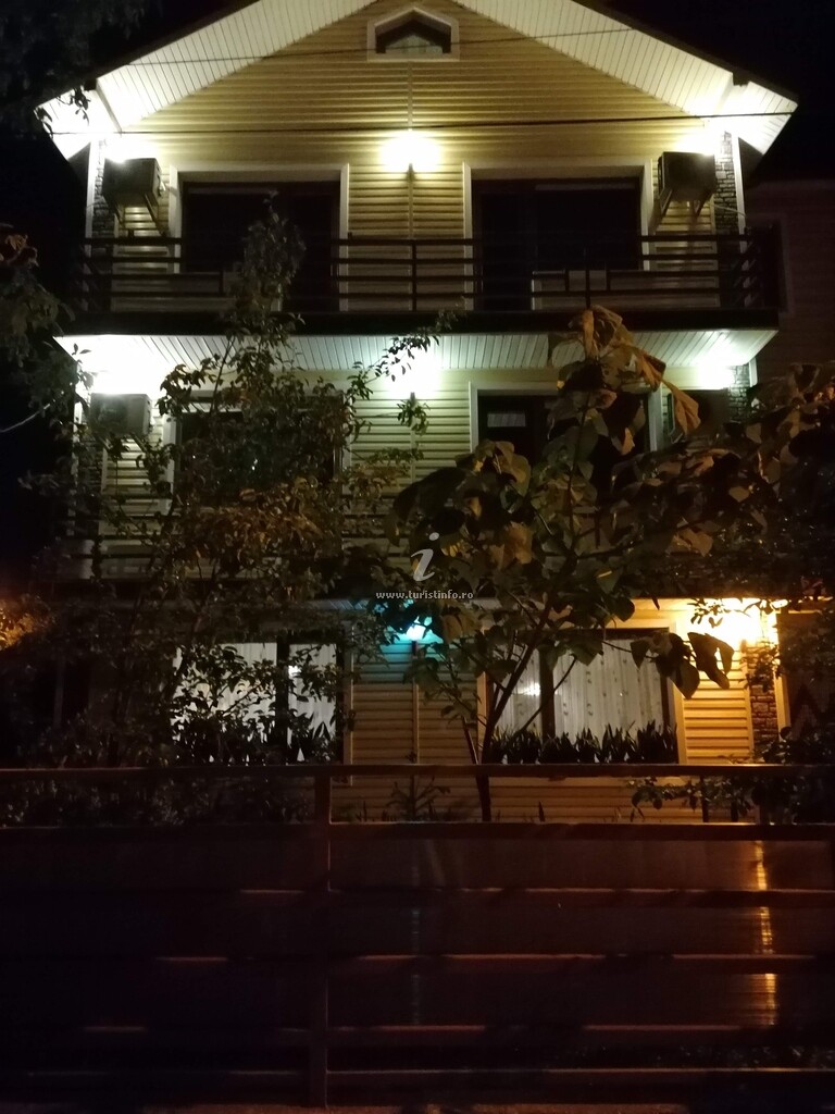 Camere de închiriat Coco