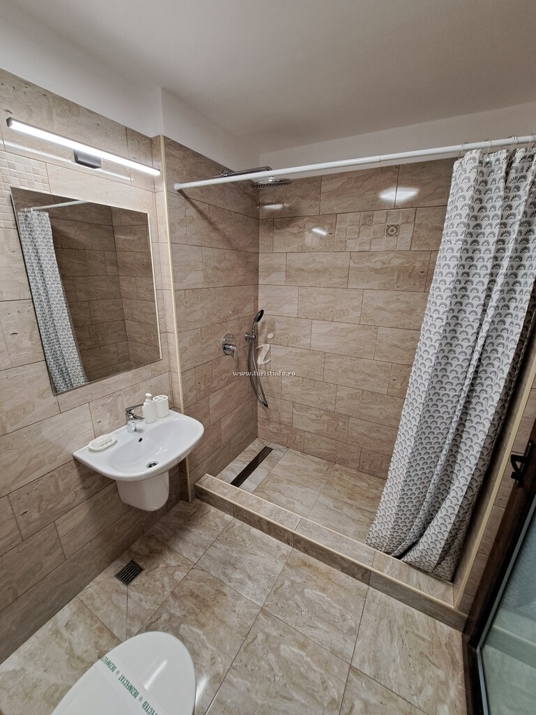 Camere de închiriat Jovis Domus